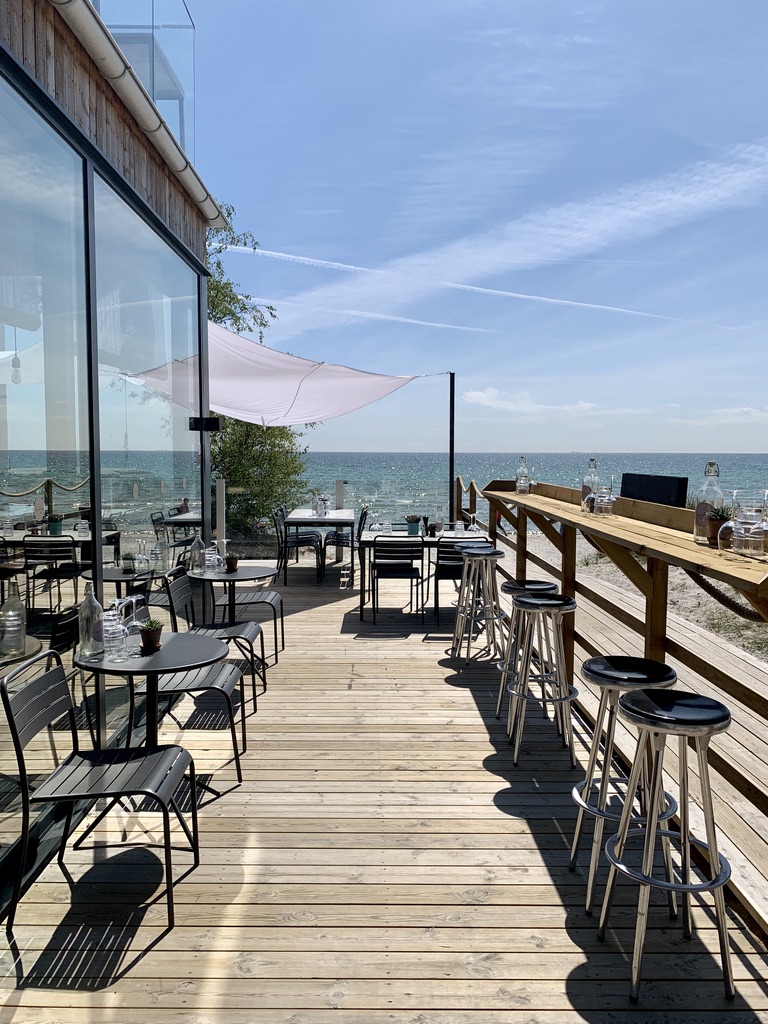 Strandtugg - restaurang och beach club i Kämpinge, Höllviken,  med havsutsikt